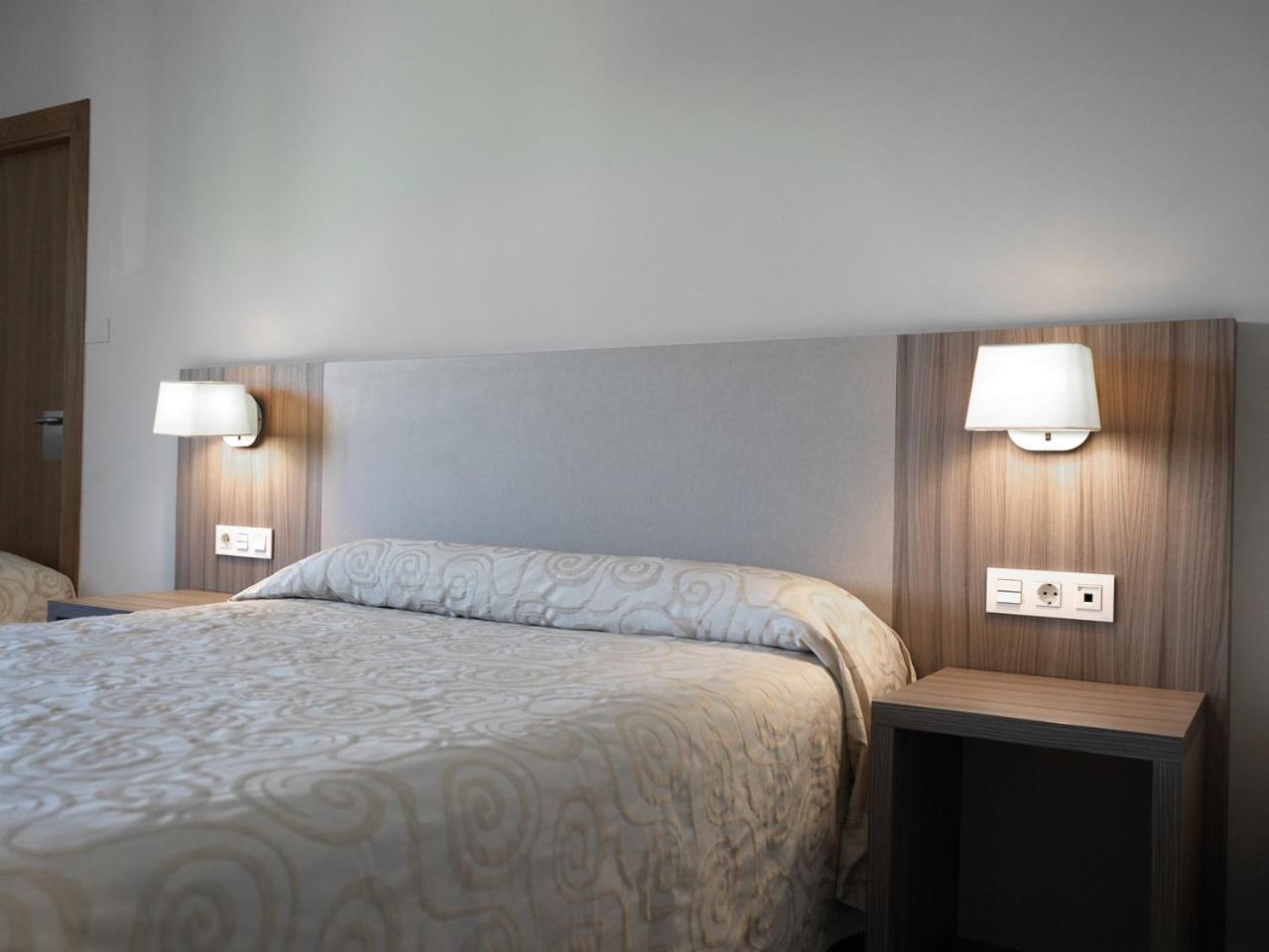 Hotel Villa Ceuti Extérieur photo