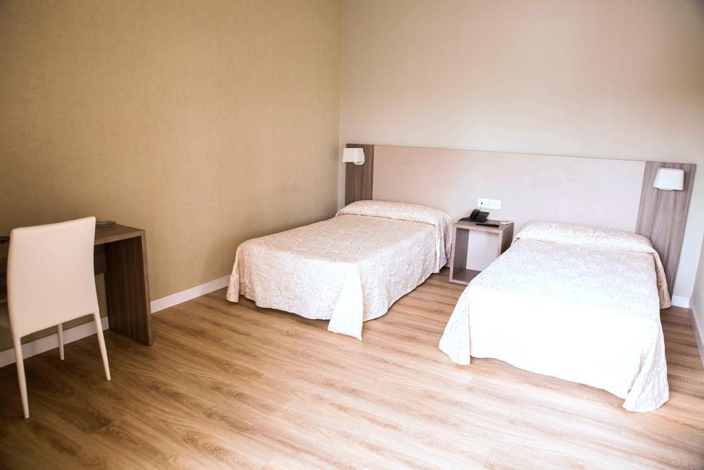 Hotel Villa Ceuti Extérieur photo