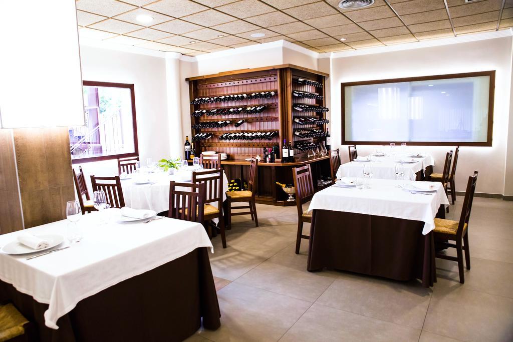 Hotel Villa Ceuti Extérieur photo