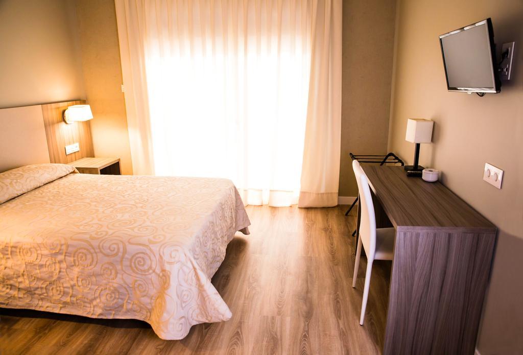 Hotel Villa Ceuti Extérieur photo